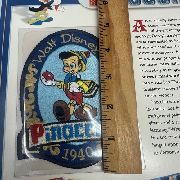 Walt Disneys Pinocchio 1940 Willabee & Ward Collectible Patch With Info Card - Picture 3 of 4